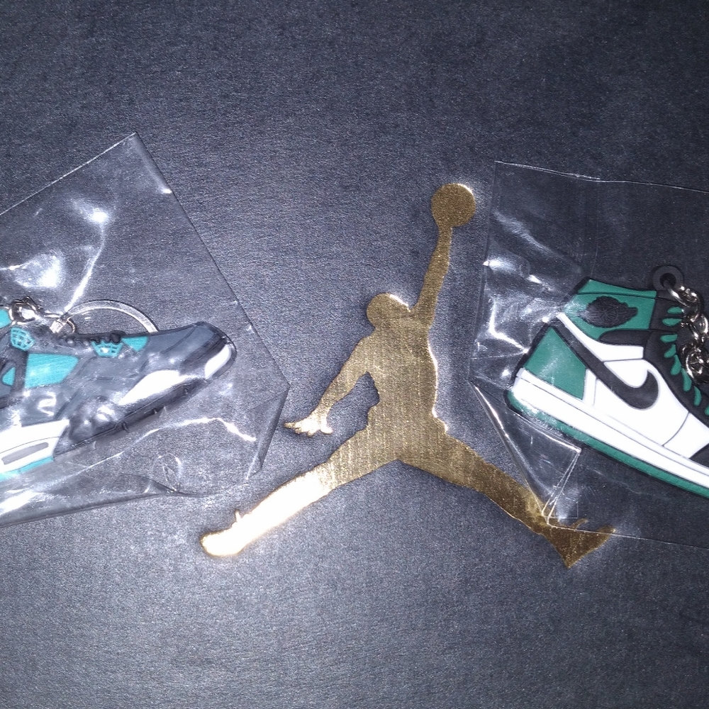 Keychains - Picture 7 of 8